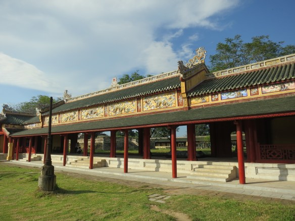 A totally reconstructed hallway