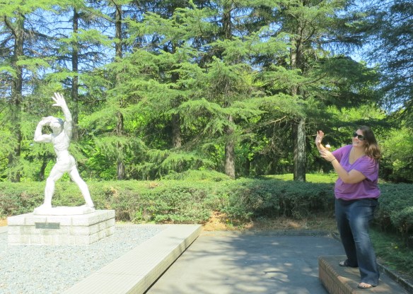 Playing catch with artwork