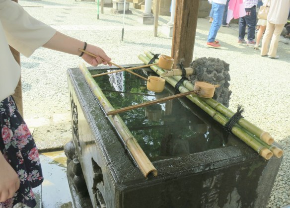 Hand washing at the shrine