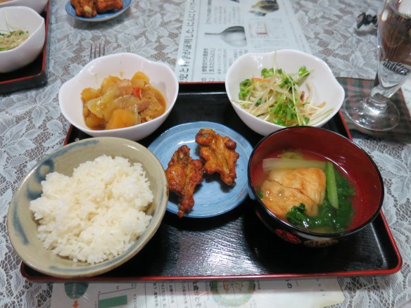 Niku jaga, kara age (fried chicken), miso shiru
