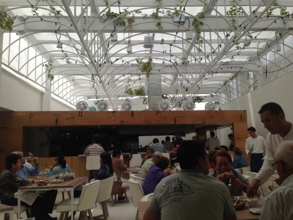 Light as air dining at lunchtime