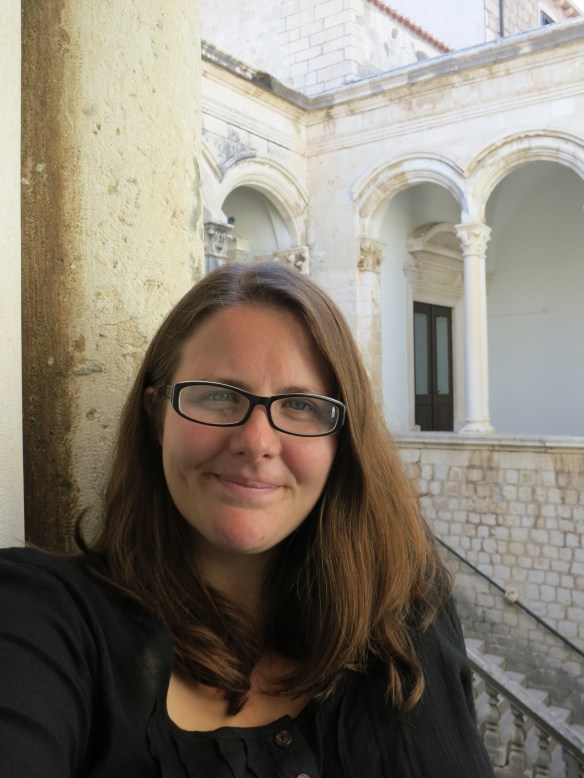 Listening to live music in the courtyard of the Rector's Palace
