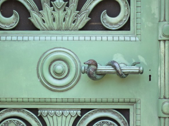 graceland cemetery chicago