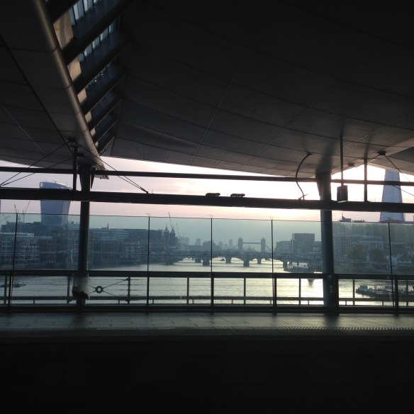 sunrise london england blackfriars